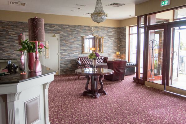 Commercial_-_Kilkee_Bay_Hotel_DSA_8542